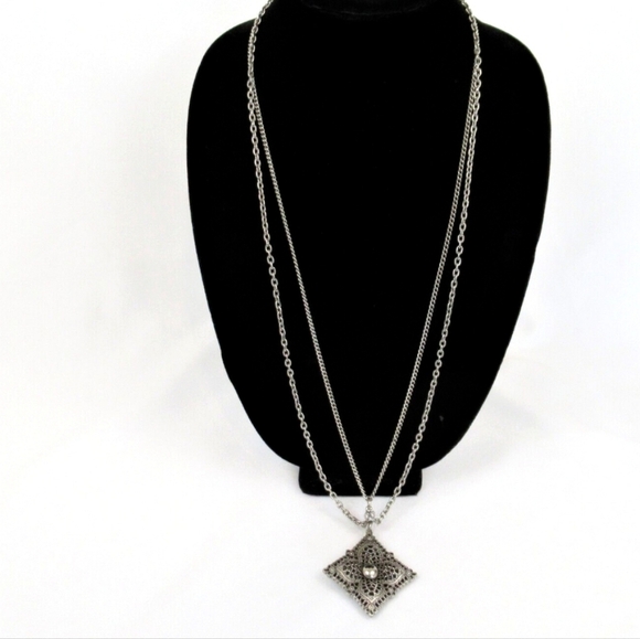 VINTAGE CELEBRITY Silver-Tone Filigree Double-Strand Pendant Necklace – Statemen - Picture 10 of 10